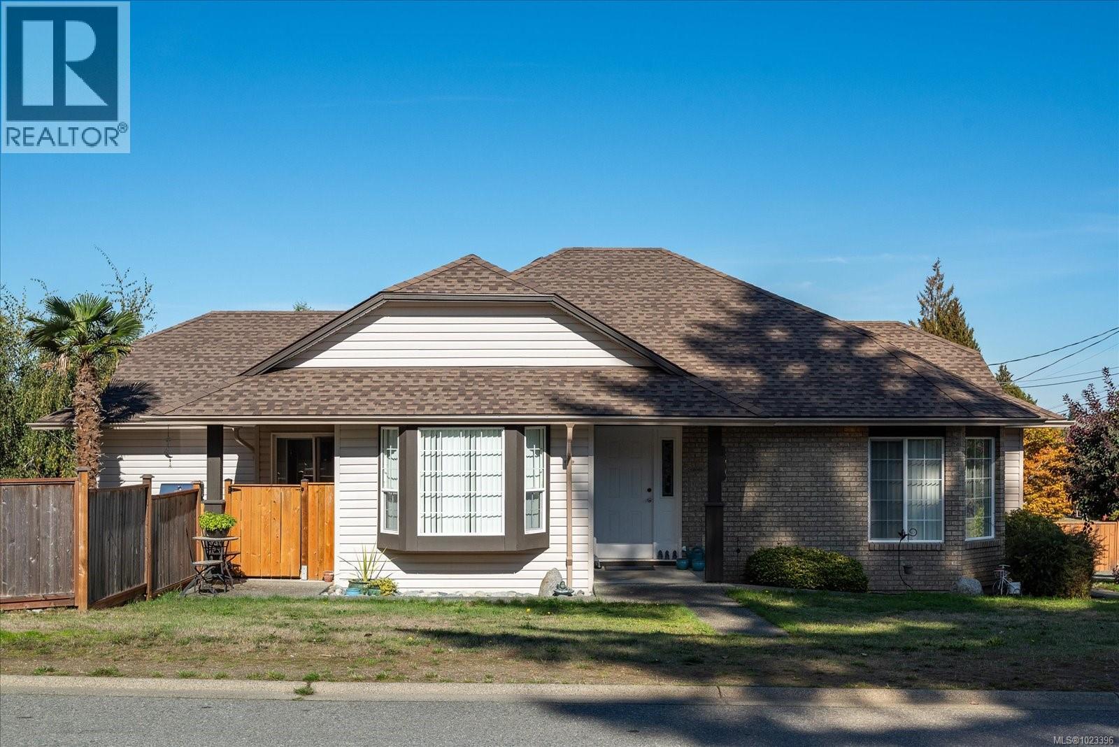 MLS® listing #29258405 for sale located at 800 Colonia Dr