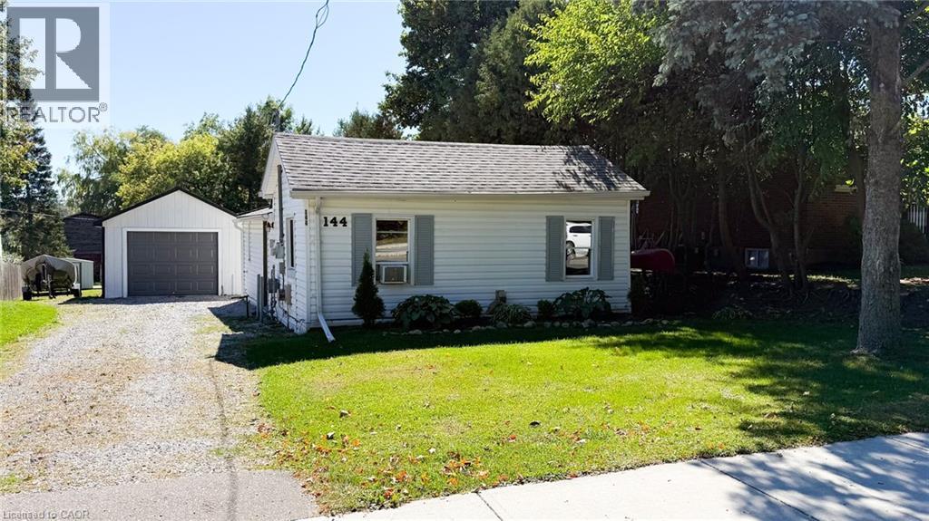 MLS® listing #29259030 for sale located at 144 COLLEGE Street W