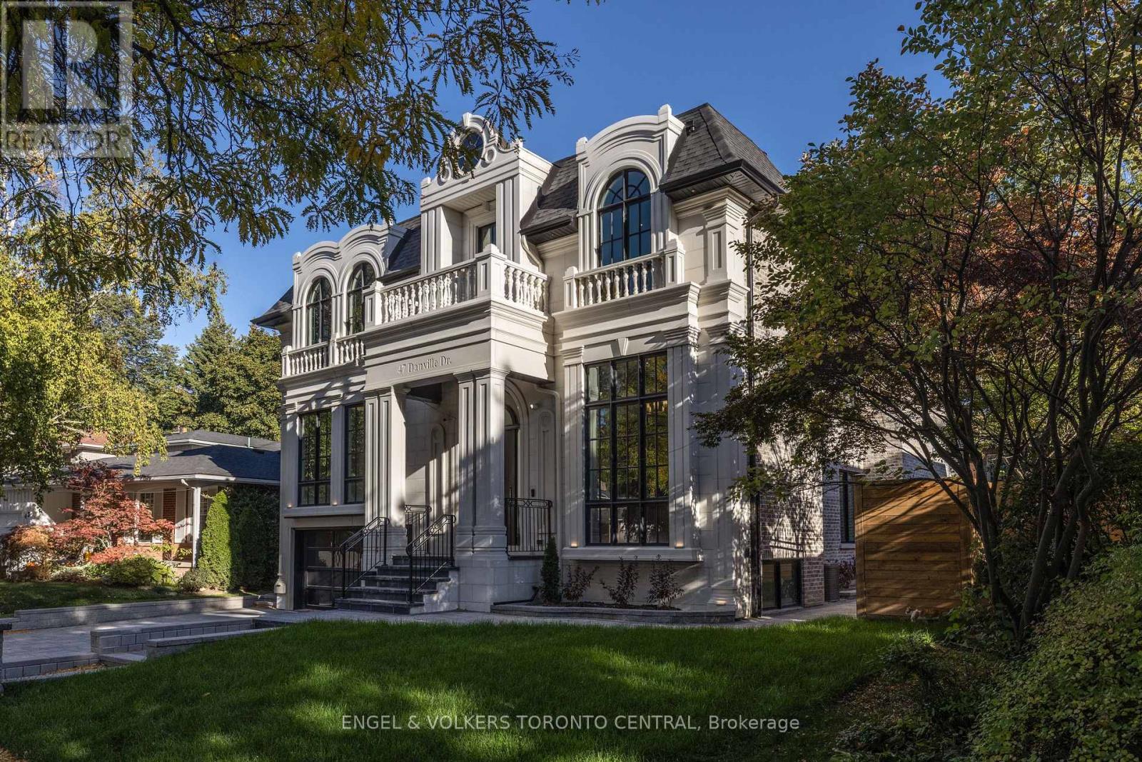 MLS® listing #29259667 for sale located at 47 DANVILLE DRIVE