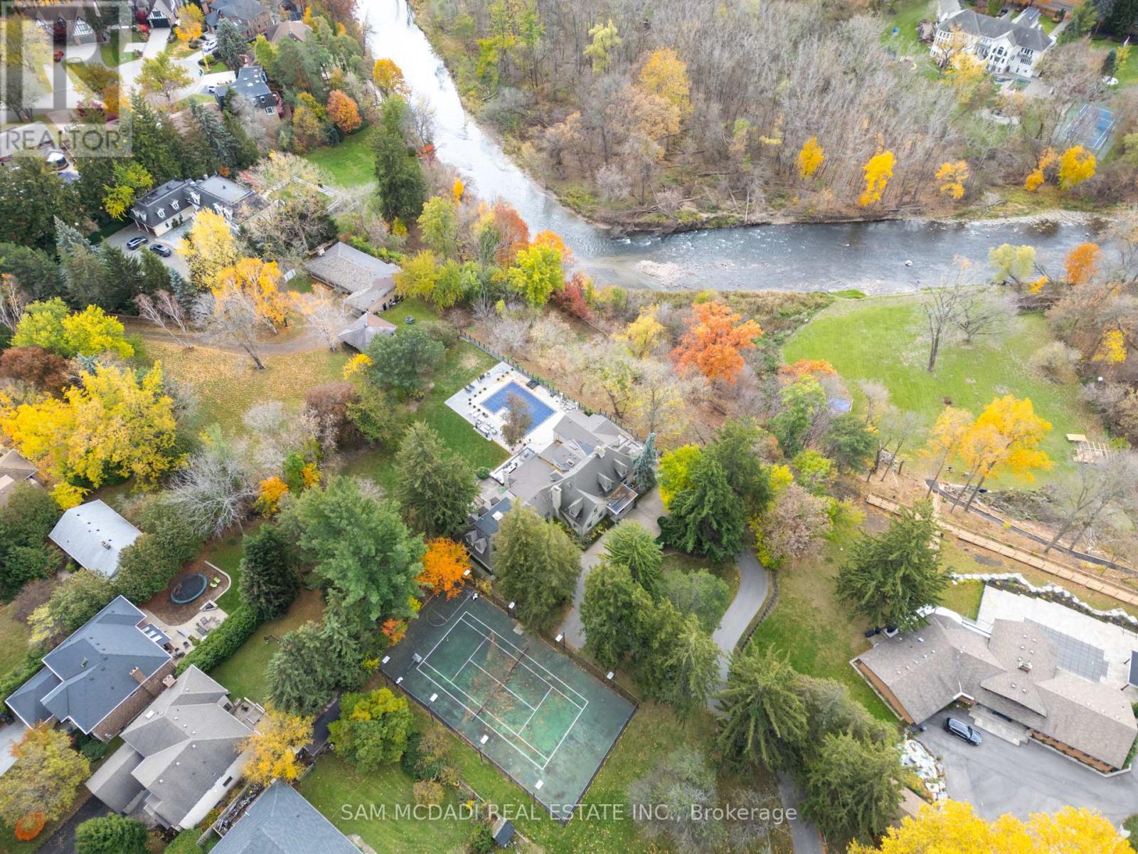 MLS® listing #29260328 for sale located at 2552 JARVIS STREET