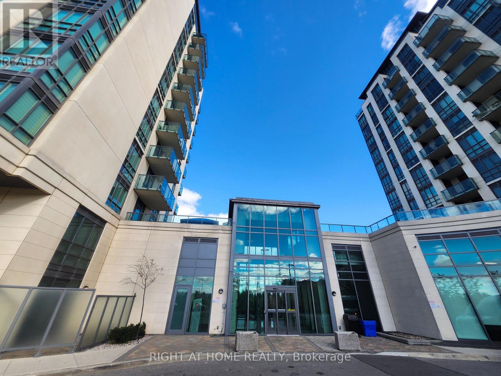 MLS® listing #29260342 for sale located at 109 - 65 YORKLAND BOULEVARD