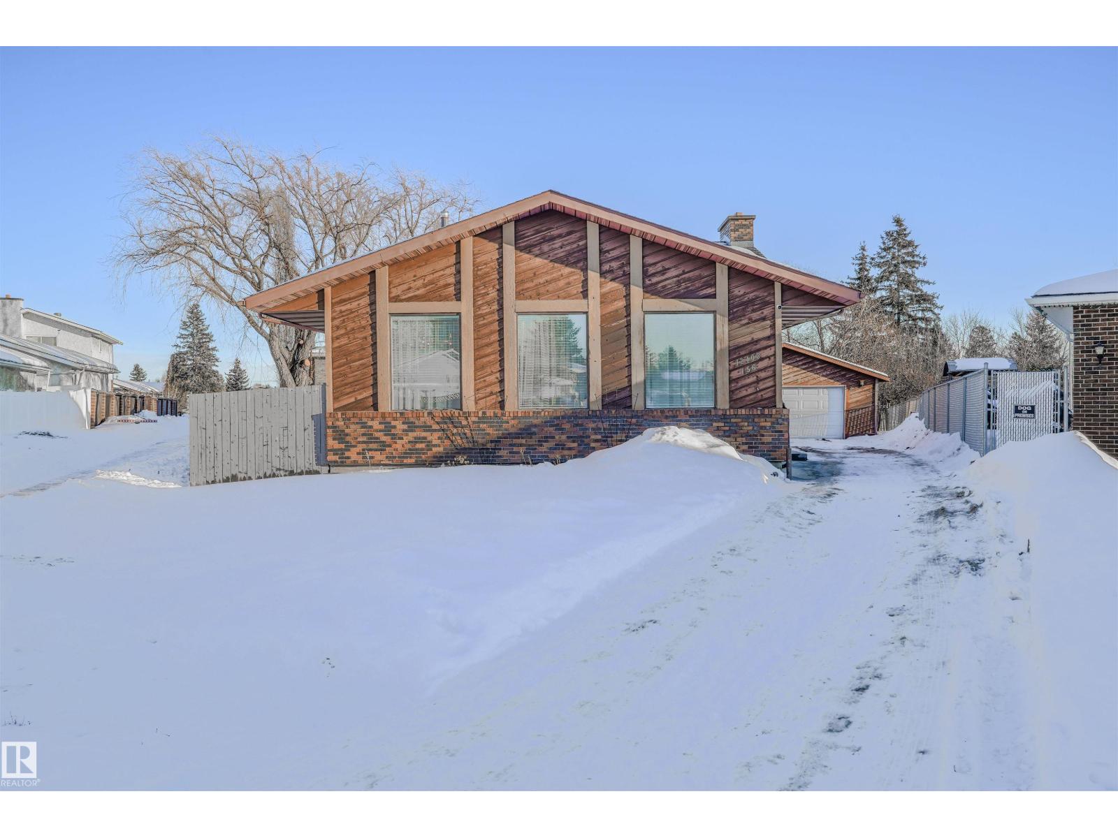 MLS® listing #29260952 for sale located at 12403 156 AV NW