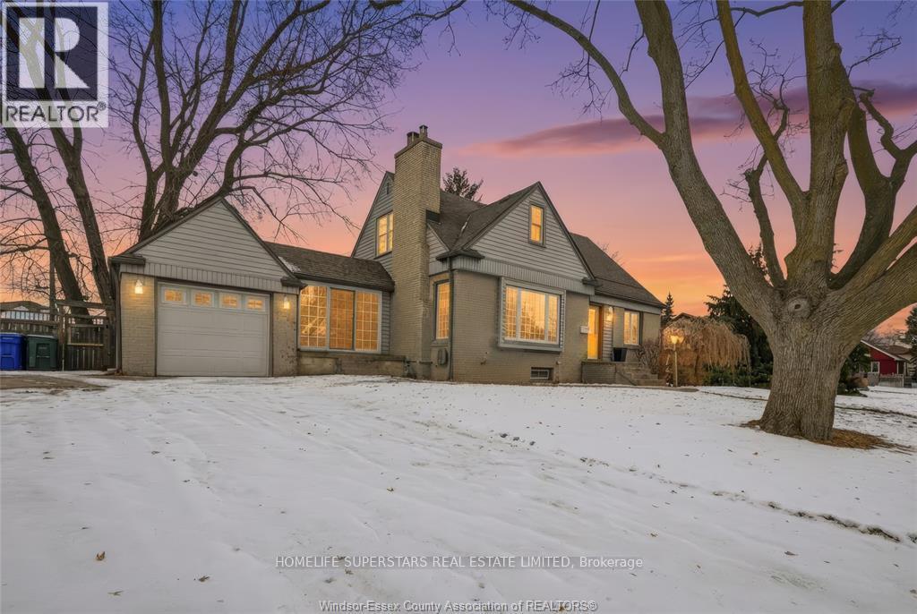 MLS® listing #29263578 for sale located at 2569 NORMAN ROAD