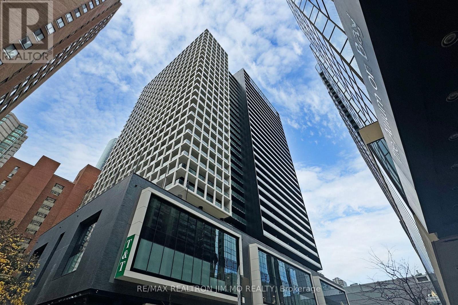 MLS® listing #29264293 for sale located at 2305 - 20 EDWARD STREET