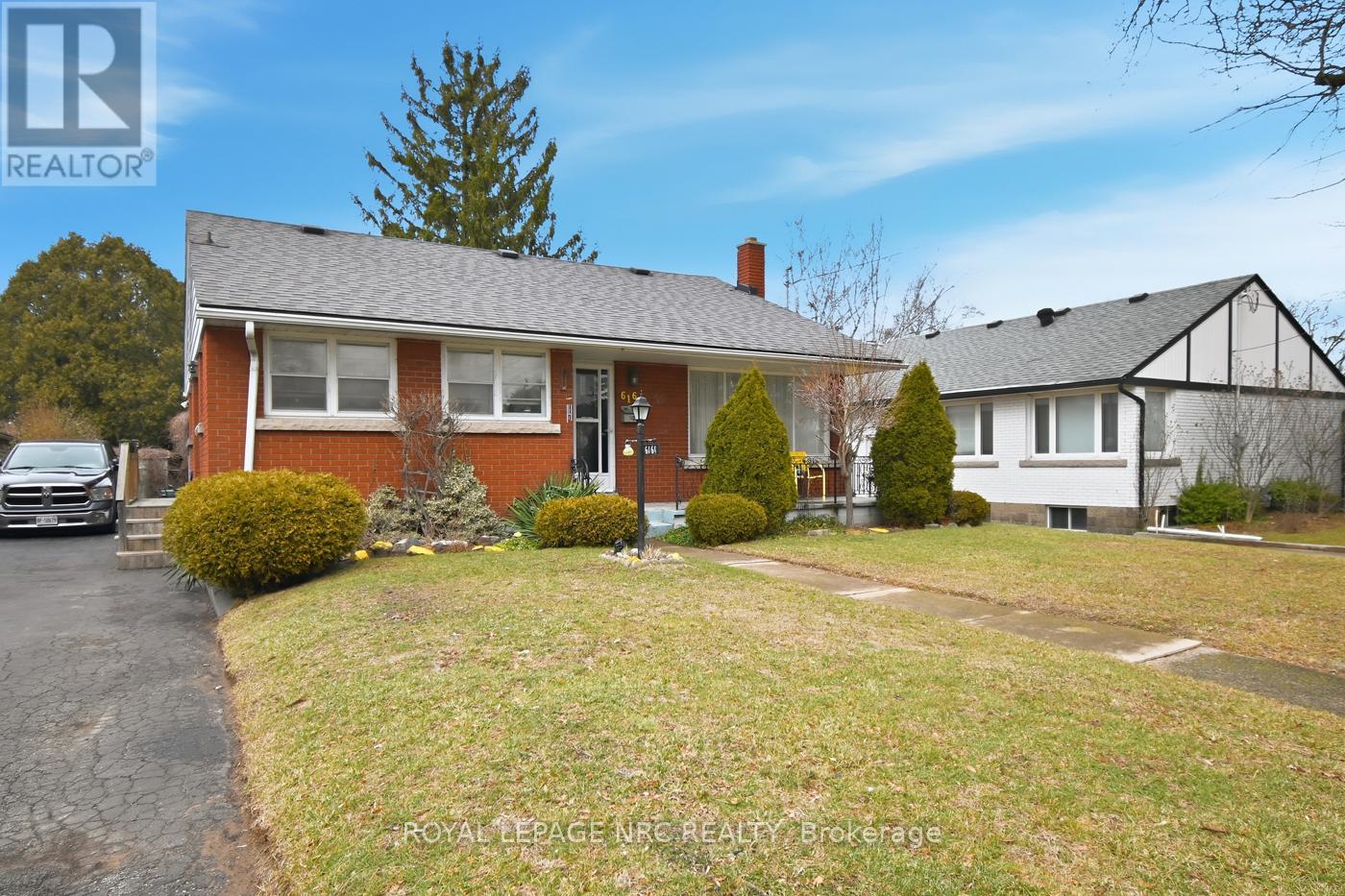 MLS® listing #29266304 for sale located at 6161 SCOTT STREET