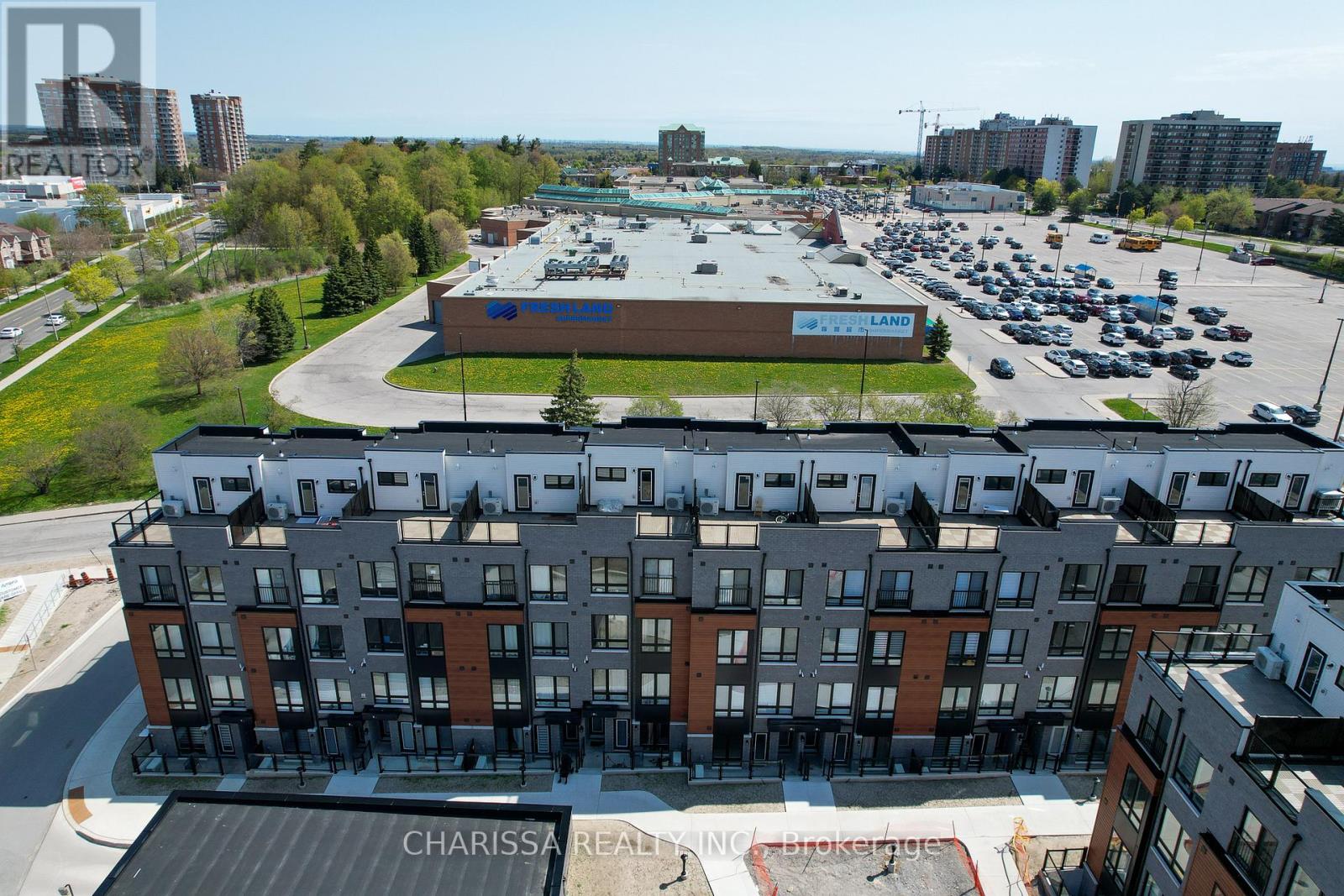 MLS® listing #29269419 for sale located at 33 - 30 LIBEN WAY