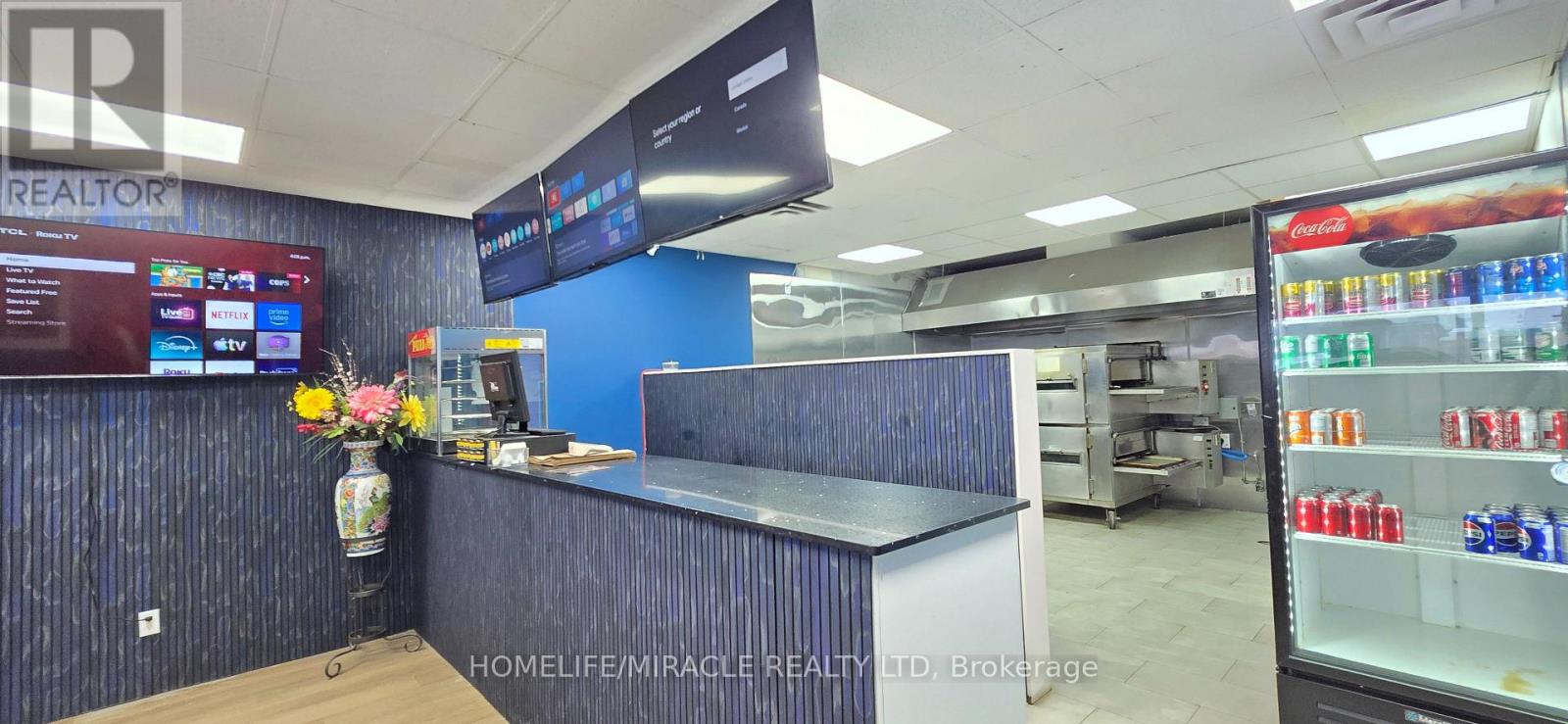 MLS® listing #29282075 for sale located at 04 - 1077 WEBER STREET E