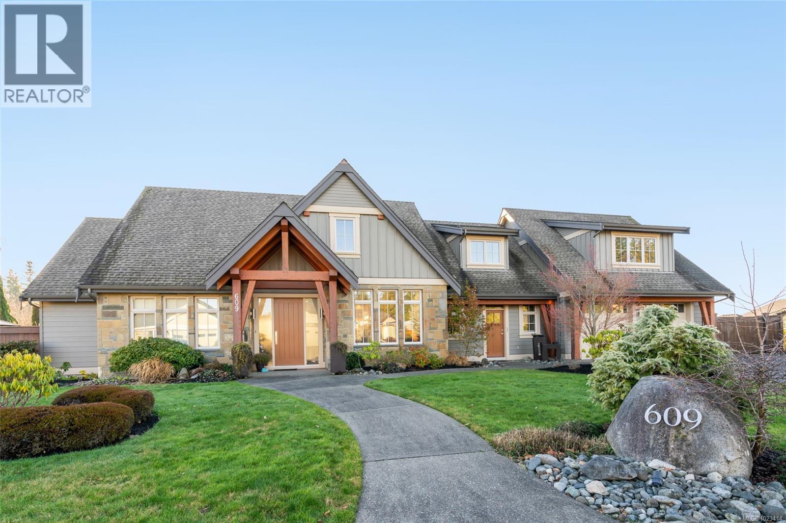 MLS® listing #29286247 for sale located at 609 Prospect Pointe Dr