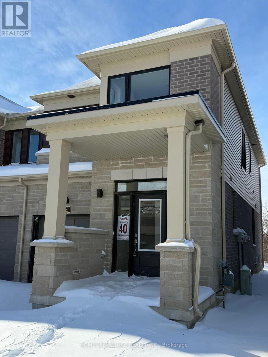 MLS® listing #29286343 for sale located at 69 WATTS MEWS