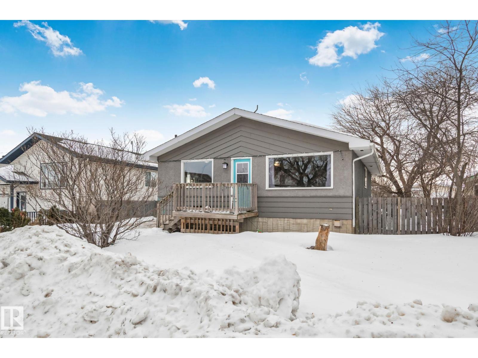 MLS® listing #29286475 for sale located at 4717 49 AV