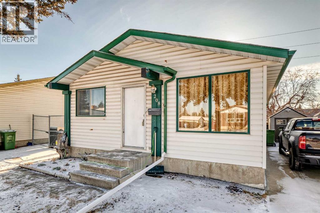 MLS® listing #29286732 for sale located at 208 Bracewood Road SW