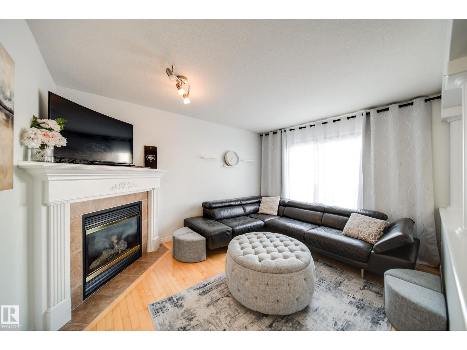 MLS® listing #29287174 for sale located at 3716 160A AV NW