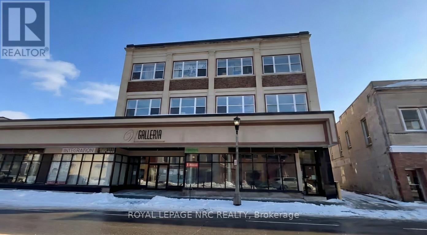 MLS® listing #29287881 for sale located at 17-19 EAST MAIN STREET