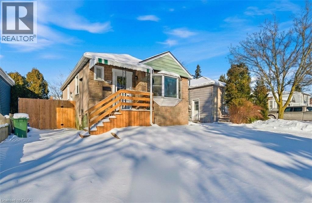 MLS® listing #29288084 for sale located at 86 EAST 38TH Street