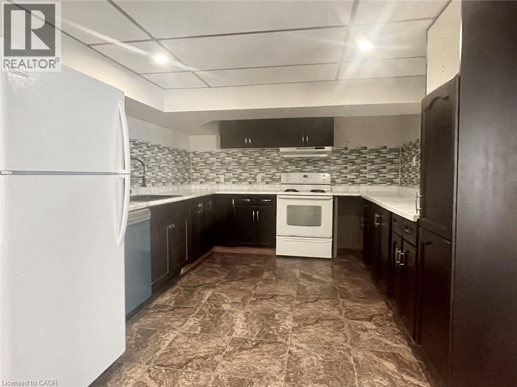 MLS® listing #29288255 for sale located at 19 HAHN Place Unit# Lower