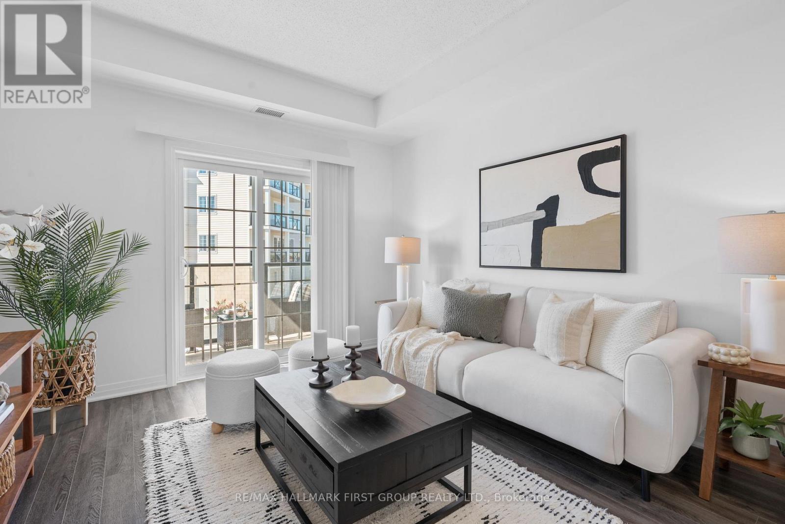 MLS® listing #29288919 for sale located at 202 - 70 SHIPWAY AVENUE