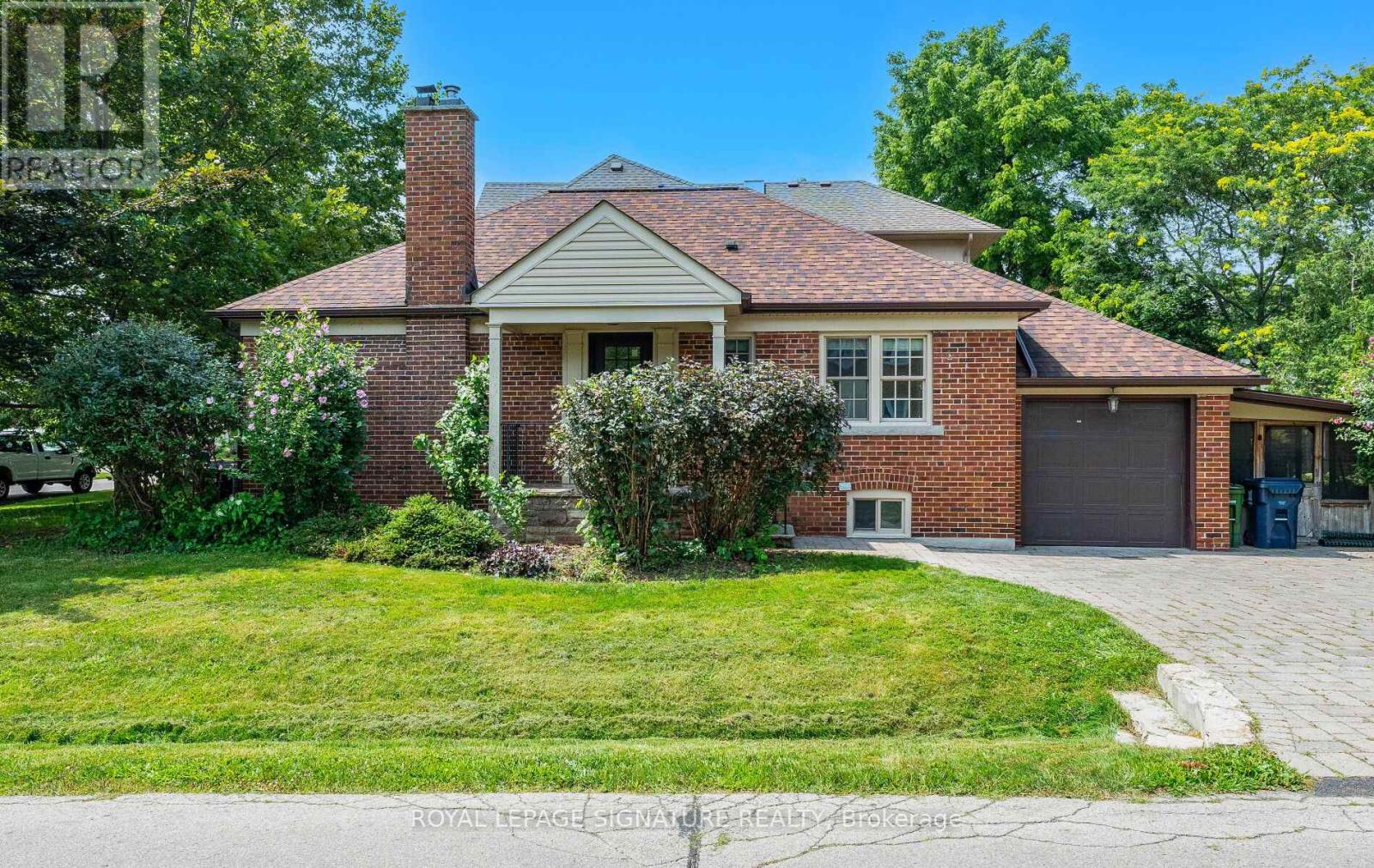 MLS® listing #29288952 for sale located at 28 EAGLE ROAD