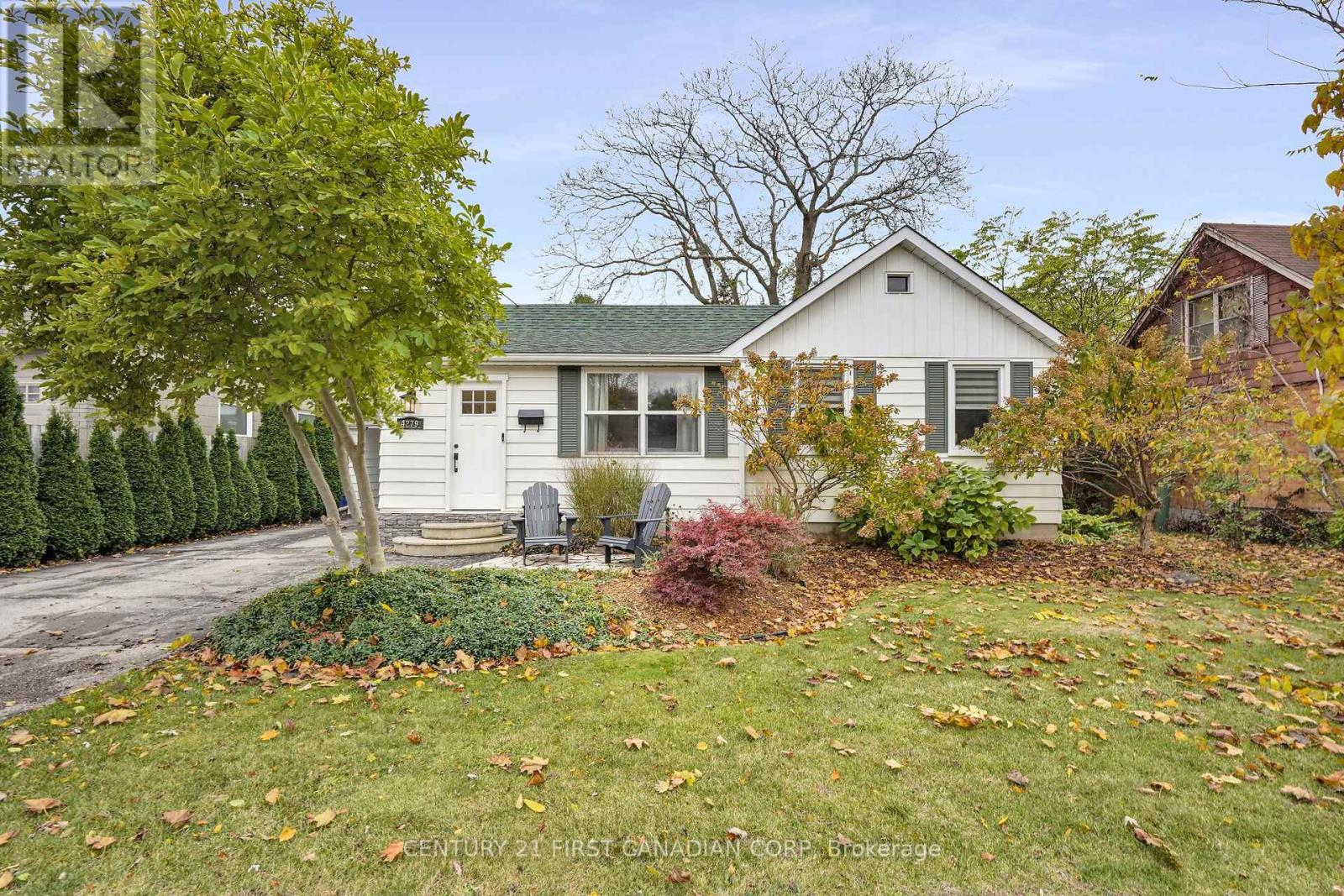 MLS® listing #29289861 for sale located at 4279 SOUTH ROUTLEDGE ROAD