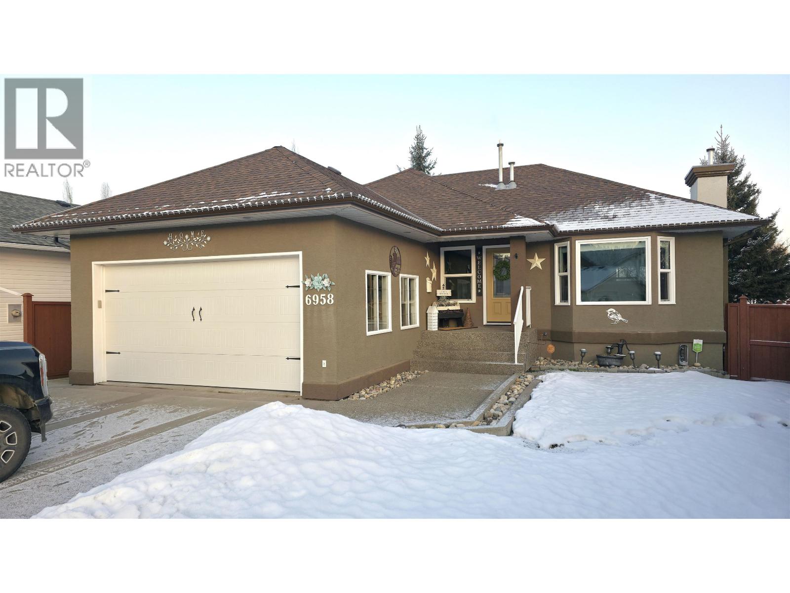 MLS® listing #29289912 for sale located at 6958 ST ANTHONY CRESCENT