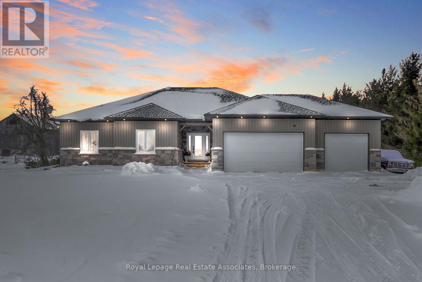 MLS® listing #29292713 for sale located at 706183 COUNTY RD 21