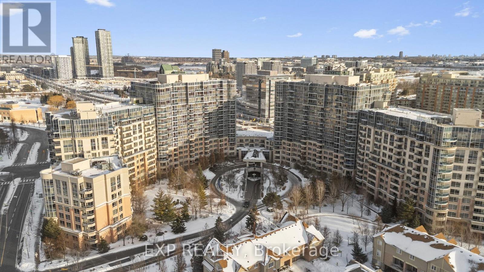 MLS® listing #29292852 for sale located at 928 - 33 COX BOULEVARD