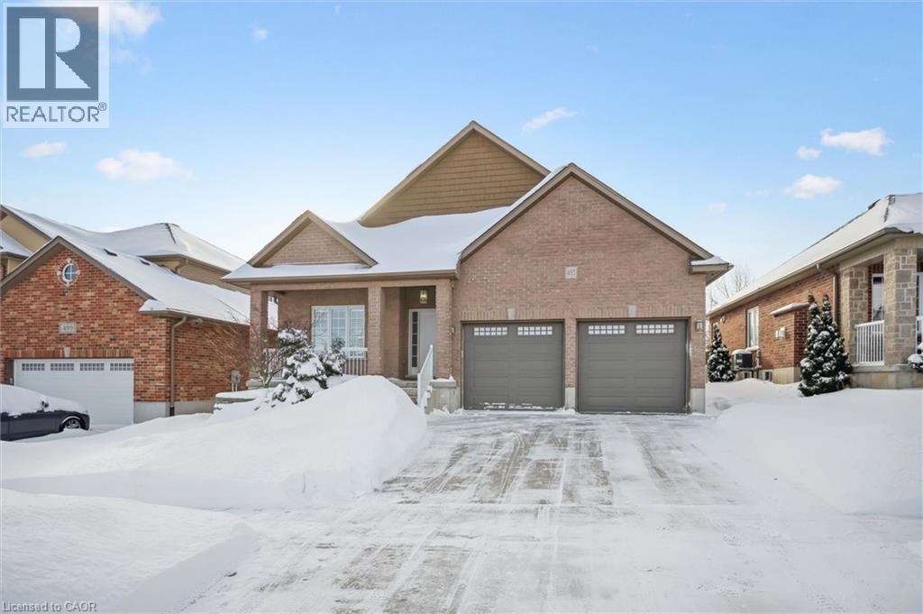 MLS® listing #29292910 for sale located at 495 ALAN Crescent