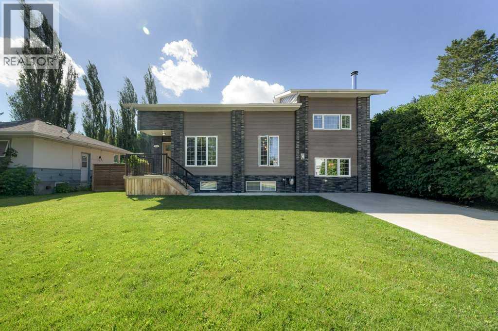 MLS® listing #29293182 for sale located at 5238 52 Street