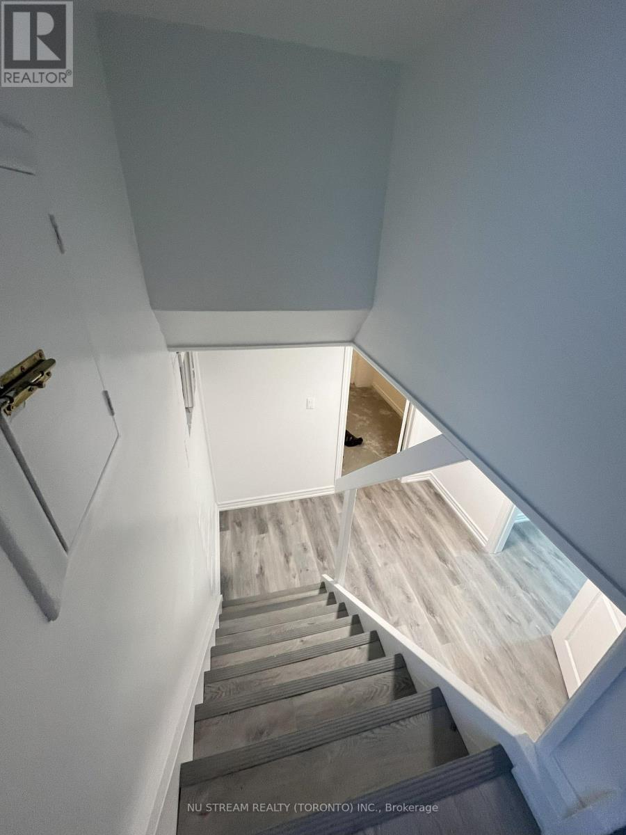 MLS® listing #29293259 for sale located at LOWER B - 24 DUNBOYNE COURT