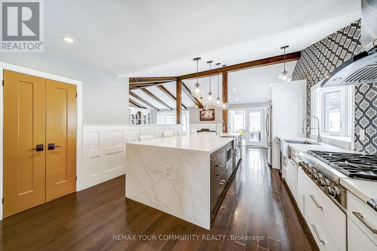 MLS® listing #29293312 for sale located at 3433 MOUNT ALBERT ROAD