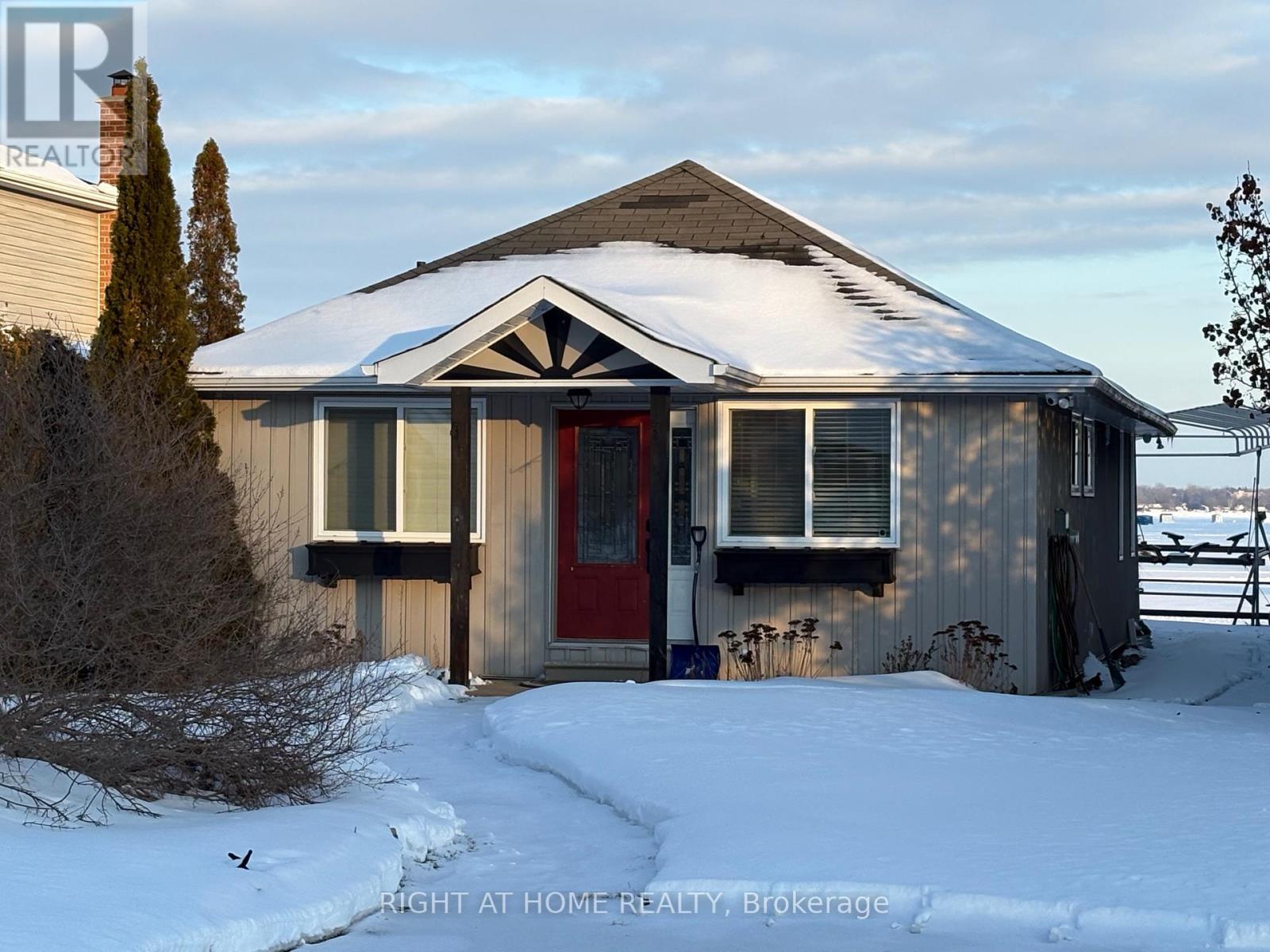 MLS® listing #29296385 for sale located at 407 LIMERICK STREET