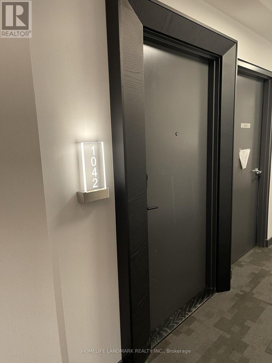 MLS® listing #29296396 for sale located at 1042 SW - 121 LOWER SHERBOURNE STREET