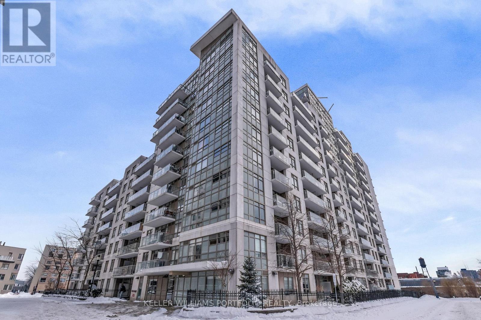 MLS® listing #29296474 for sale located at 218 - 812 LANSDOWNE AVENUE