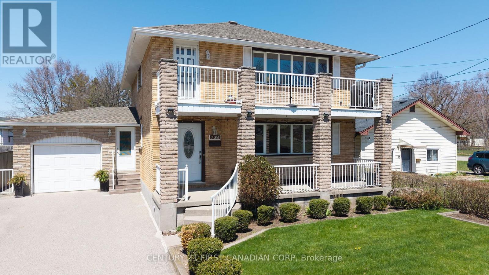 MLS® listing #29296765 for sale located at 758 CHEAPSIDE STREET