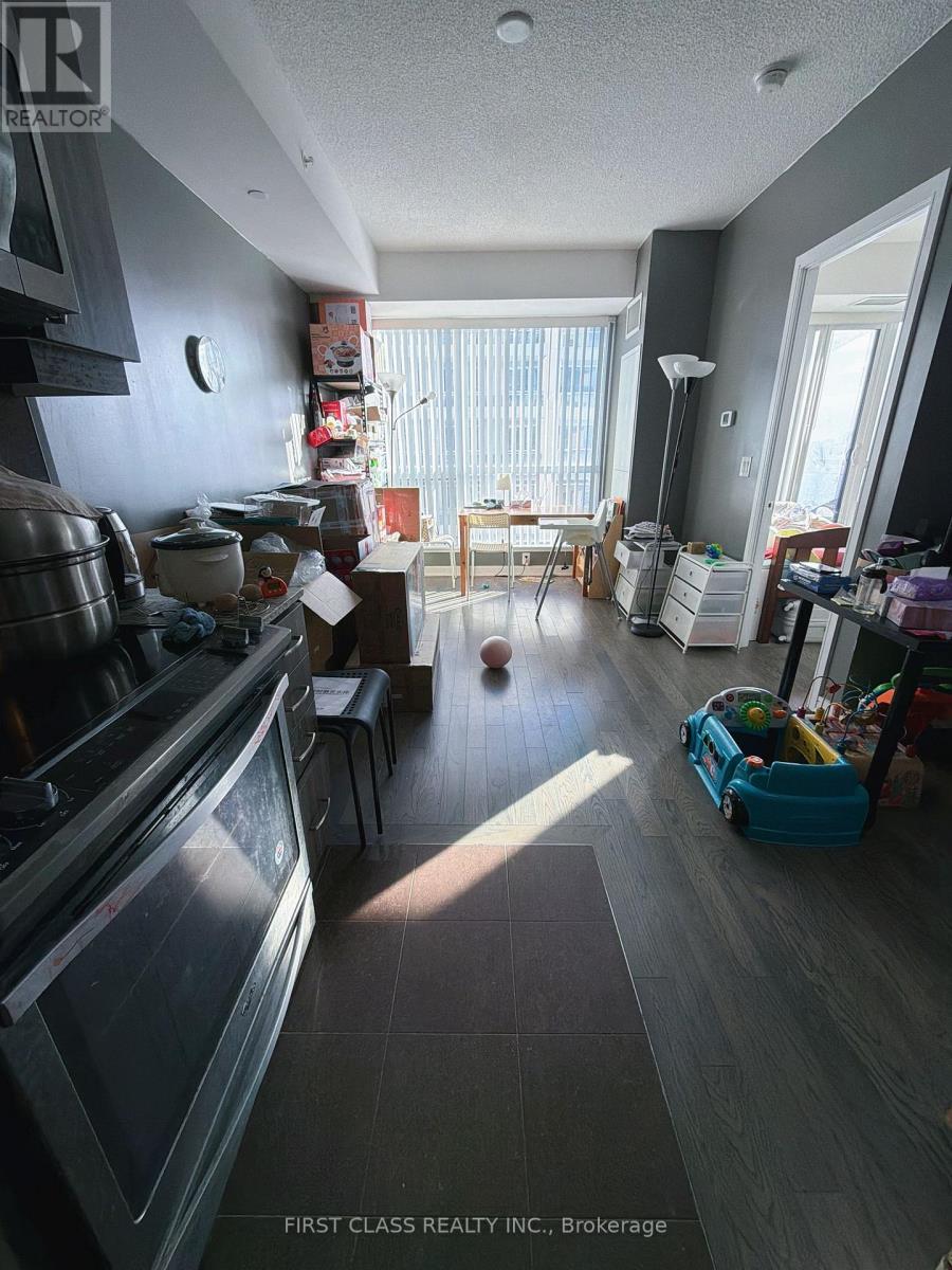 MLS® listing #29297004 for sale located at 911 - 9201 YONGE ST STREET