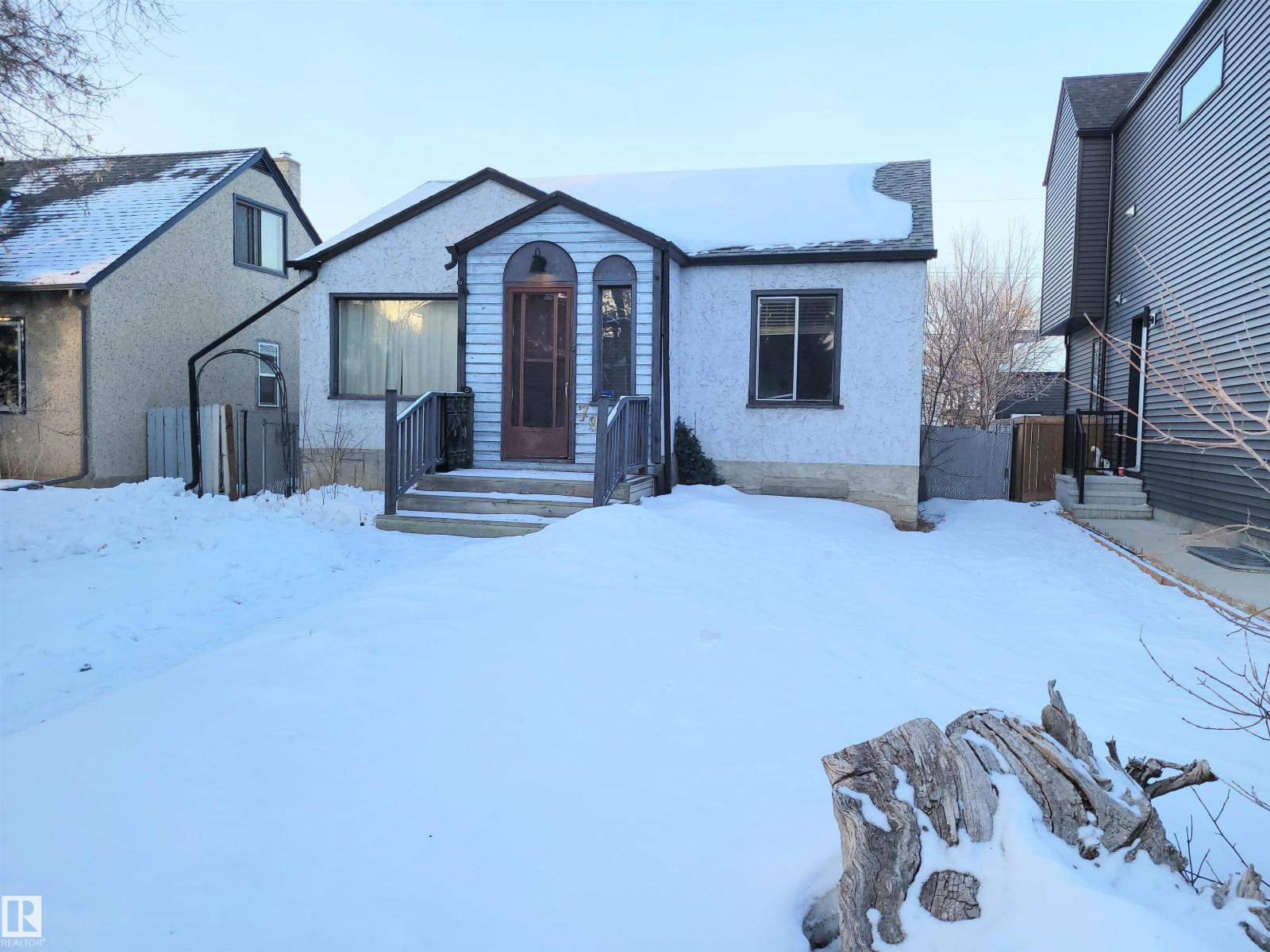 MLS® listing #29298622 for sale located at 7912 78 AV NW