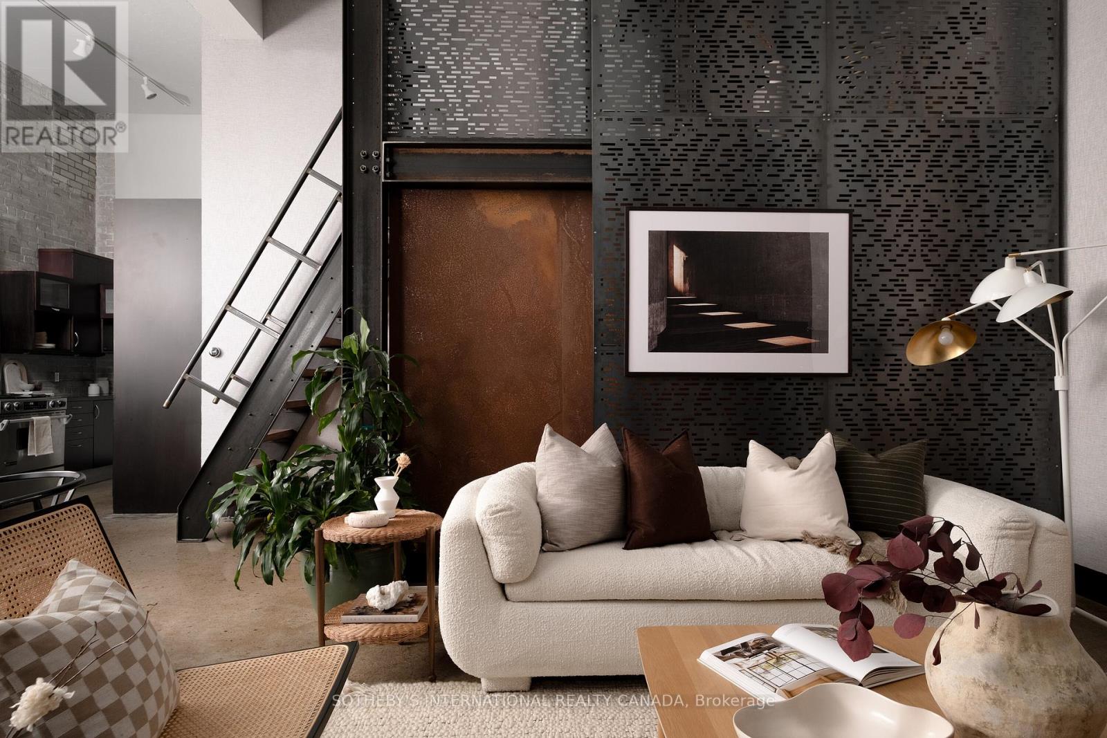 MLS® listing #29299358 for sale located at 204 - 264 SEATON STREET