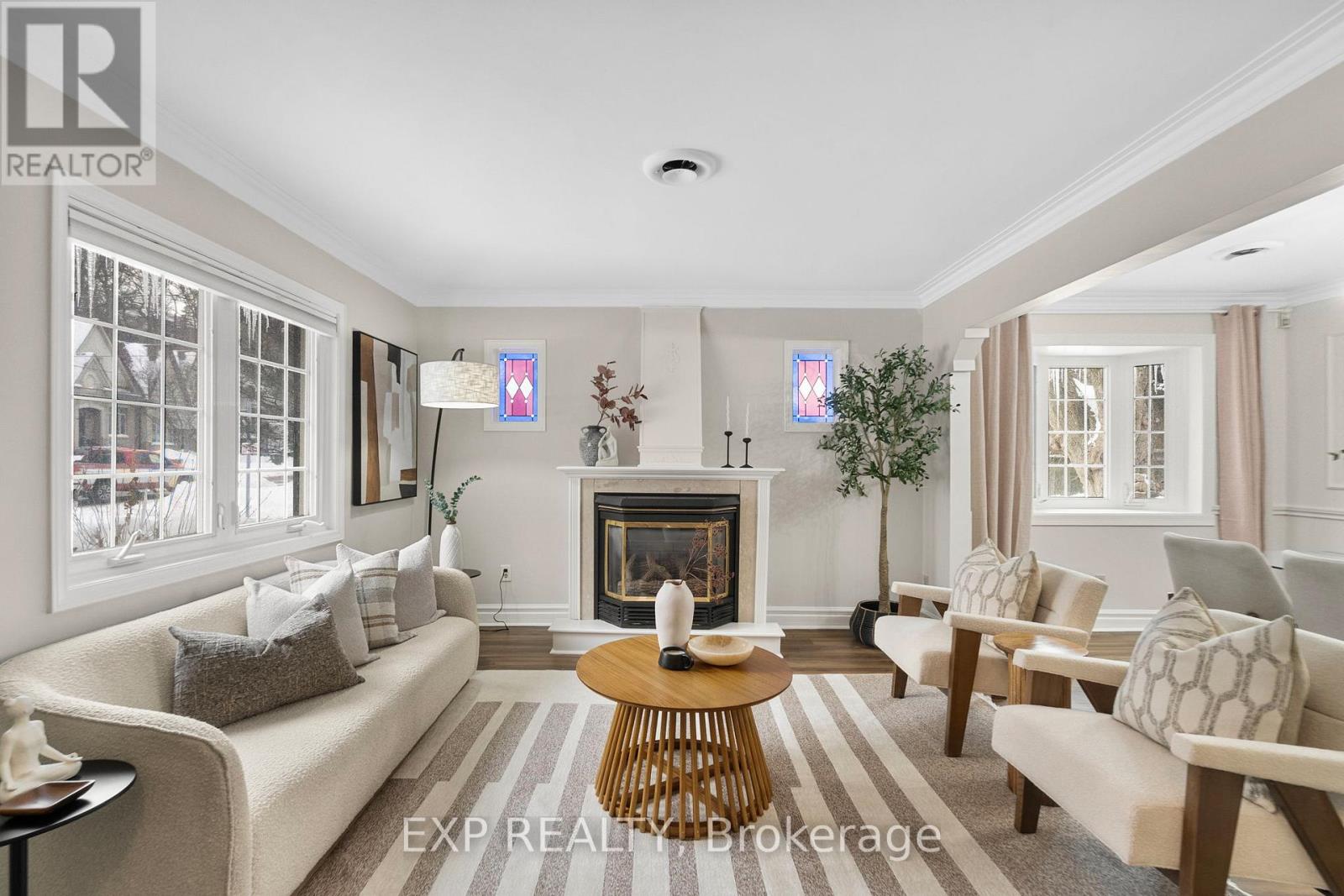 MLS® listing #29301292 for sale located at 127 SOUTH KINGSWAY