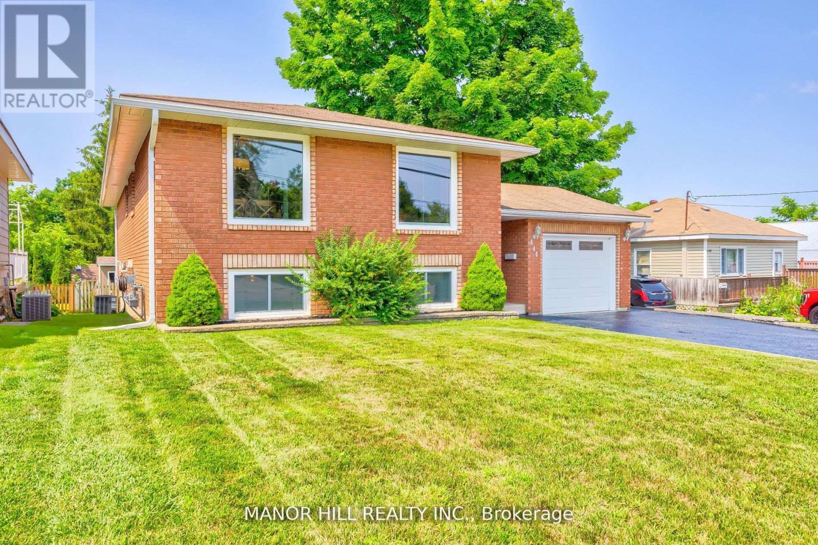 MLS® listing #29308952 for sale located at 444 WILLIAM STREET