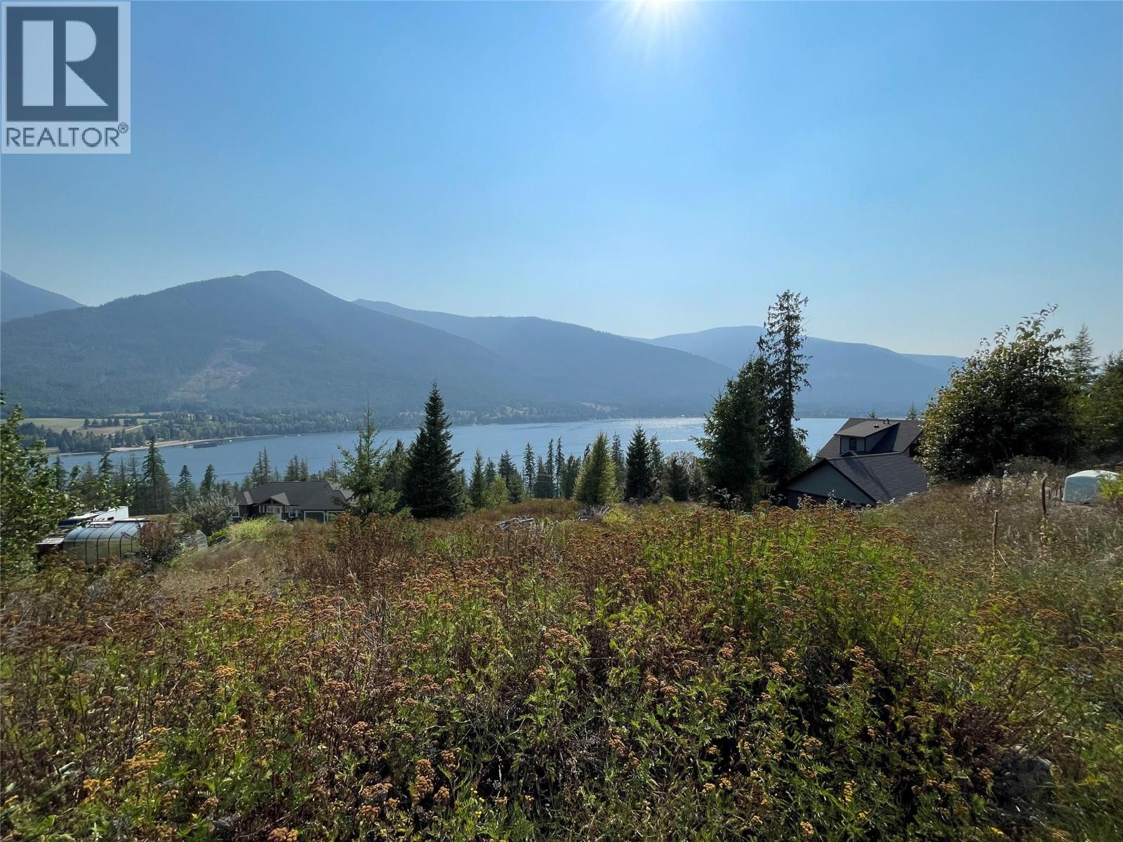 MLS® listing #29310027 for sale located at 135 Lakeview Drive Lot# 4