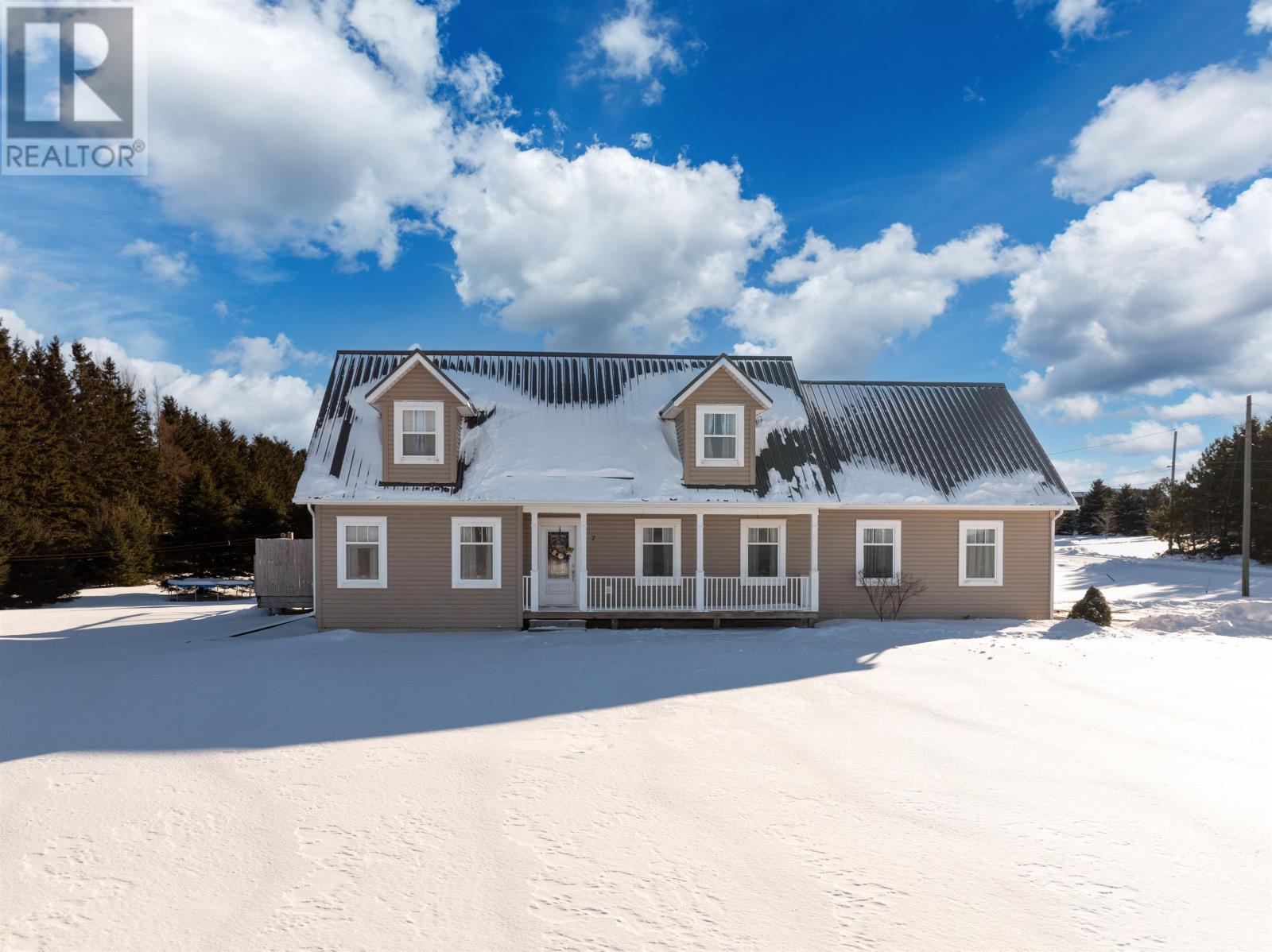 MLS® listing #29310094 for sale located at 7 Fenway Farm Lane