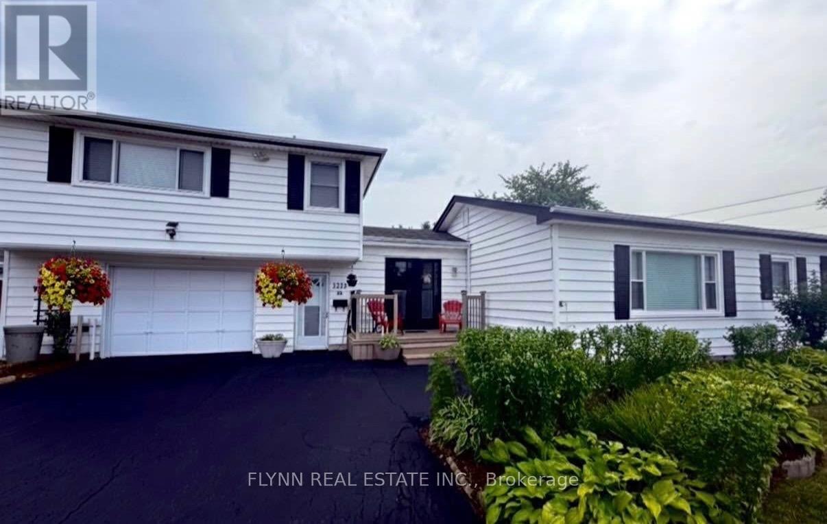 MLS® listing #29310173 for sale located at 1399 PHILLIPS STREET