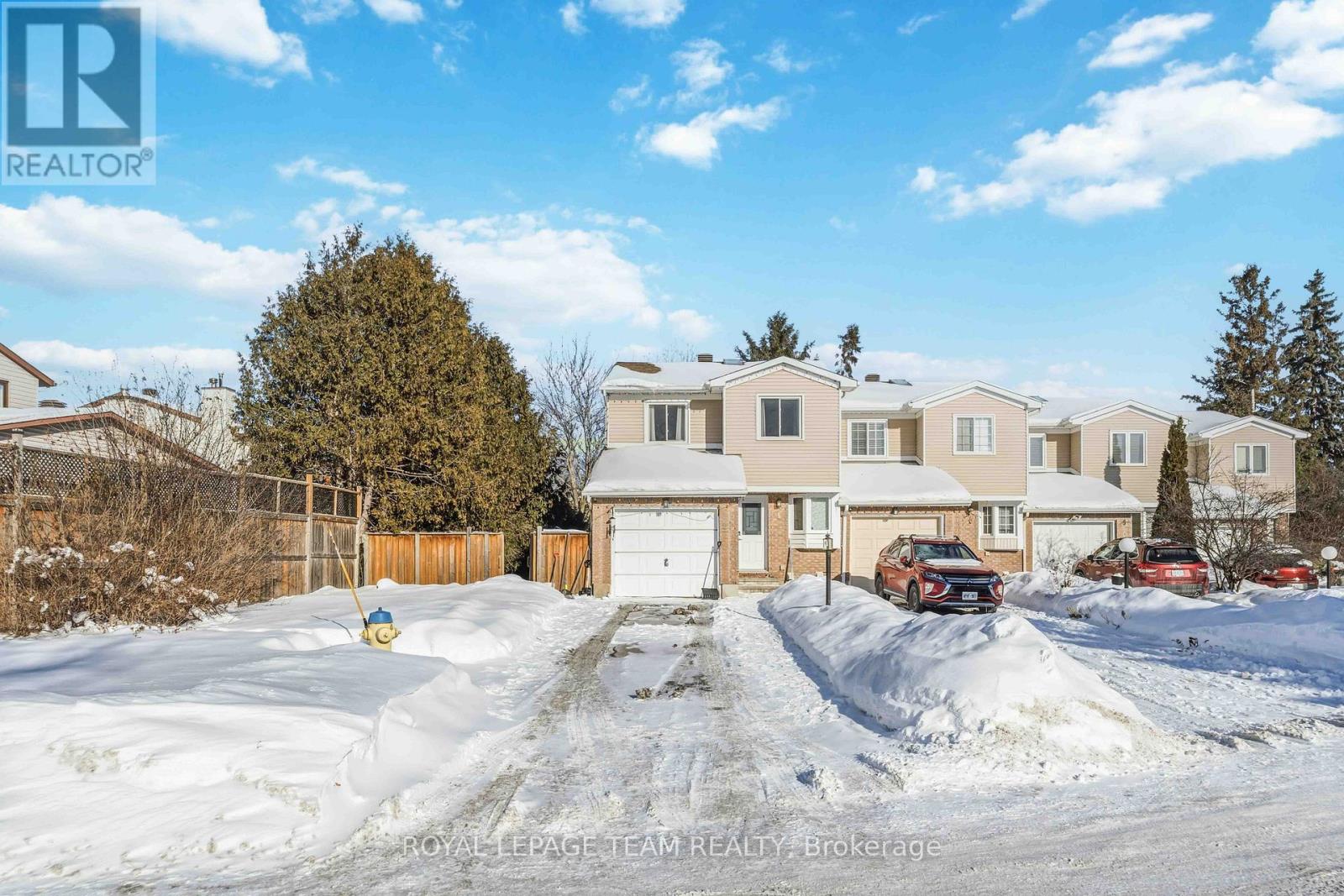 MLS® listing #29310539 for sale located at 1 SHADETREE CRESCENT