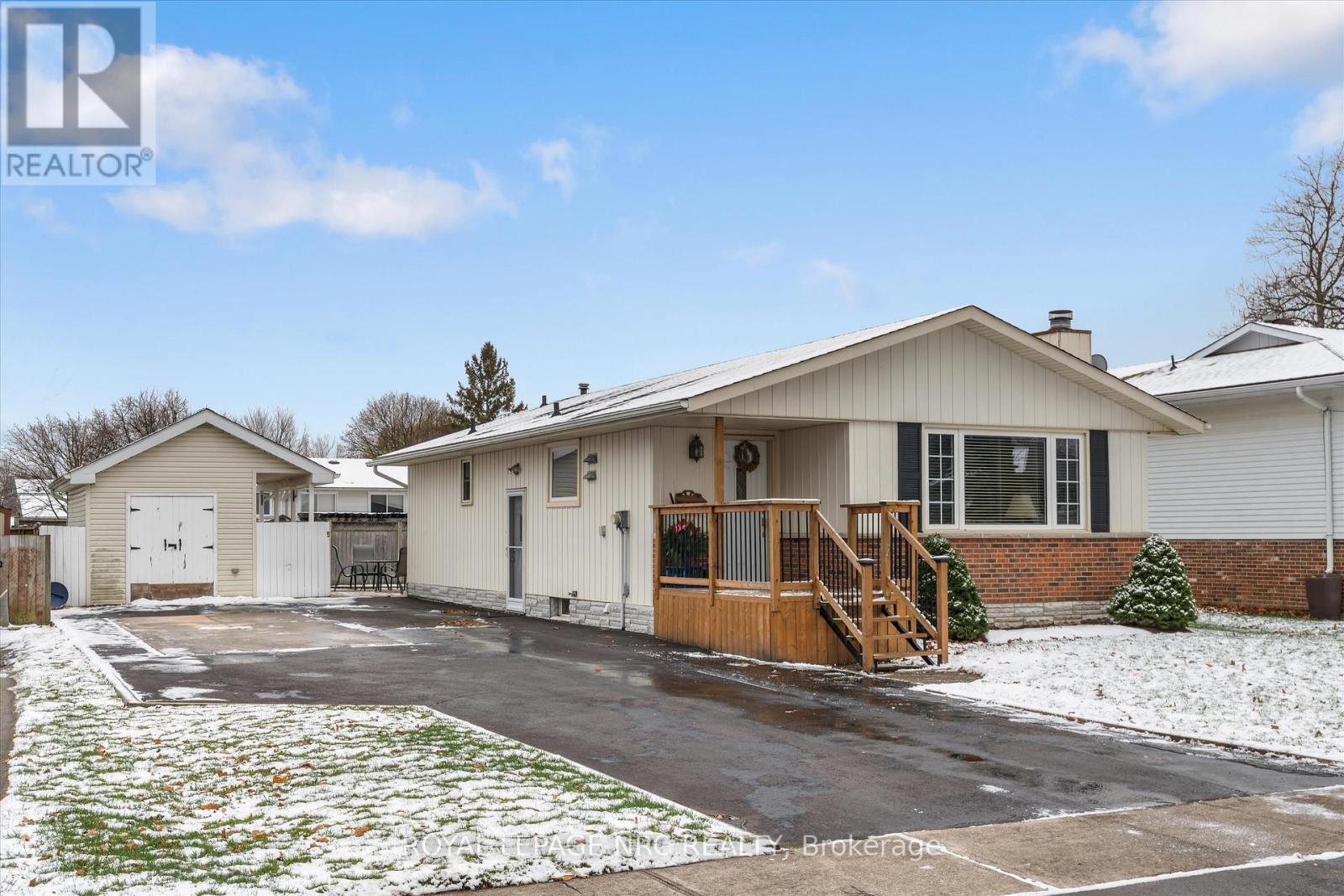 MLS® listing #29311924 for sale located at 7952 TAD STREET