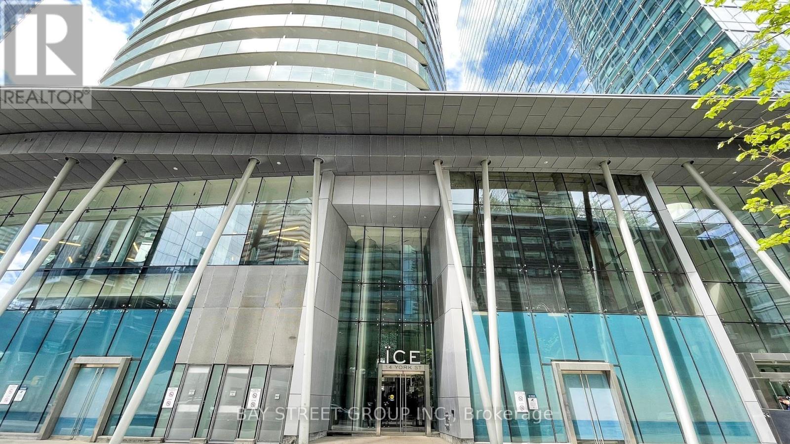 MLS® listing #29316820 for sale located at 5903 - 14 YORK STREET