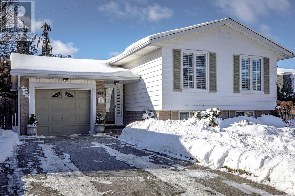 MLS® listing #29318038 for sale located at 4017 KINGSTON COURT