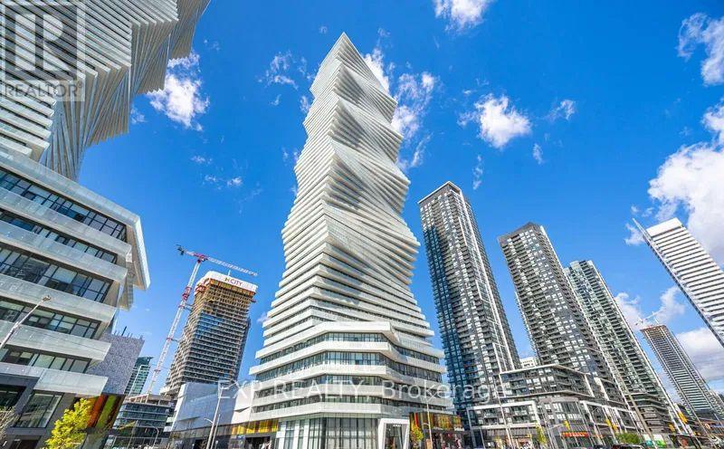 MLS® listing #29321959 for sale located at 2211 - 3900 CONFEDERATION PARKWAY