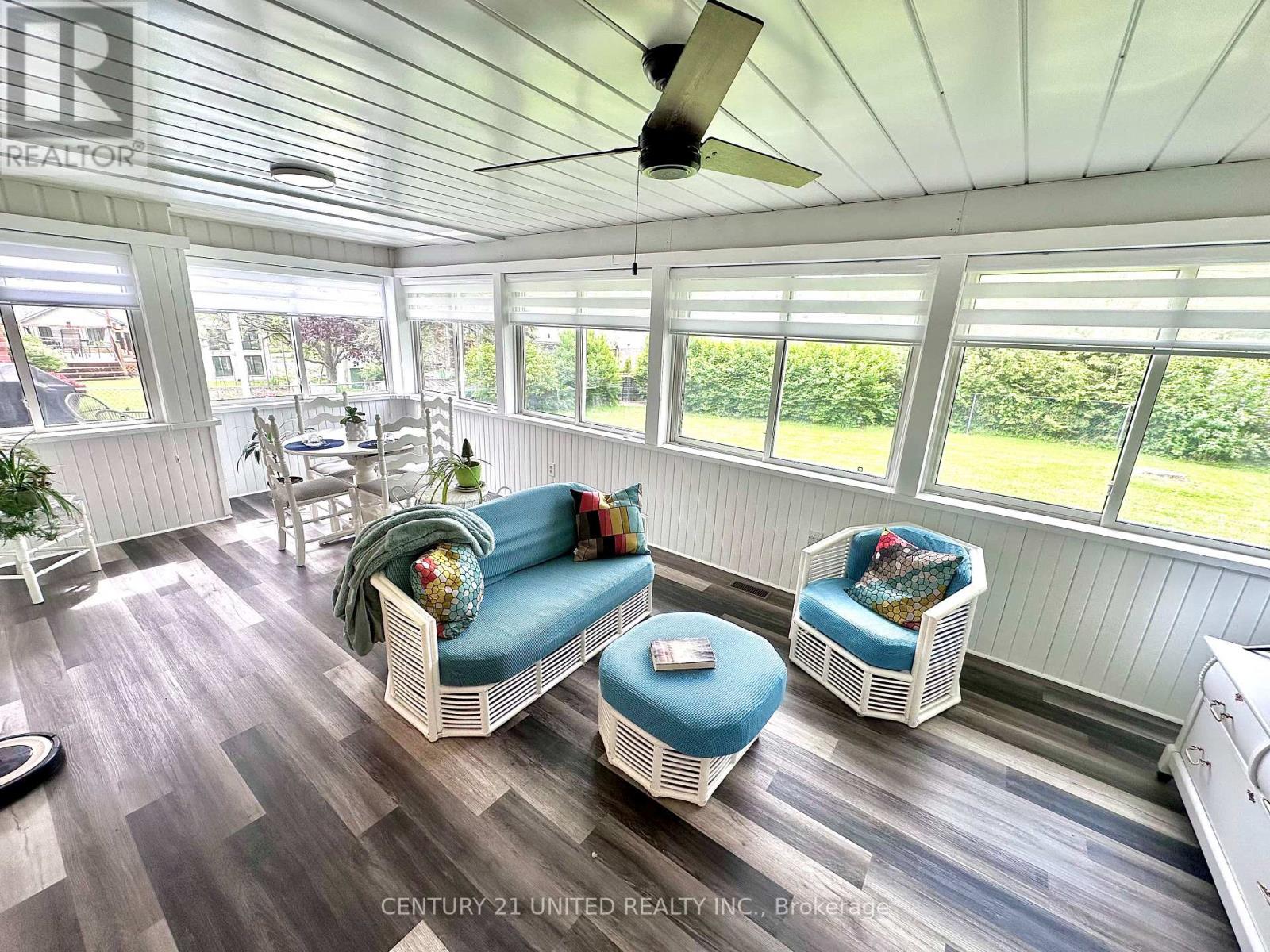 MLS® listing #29322370 for sale located at 233 MARKET STREET