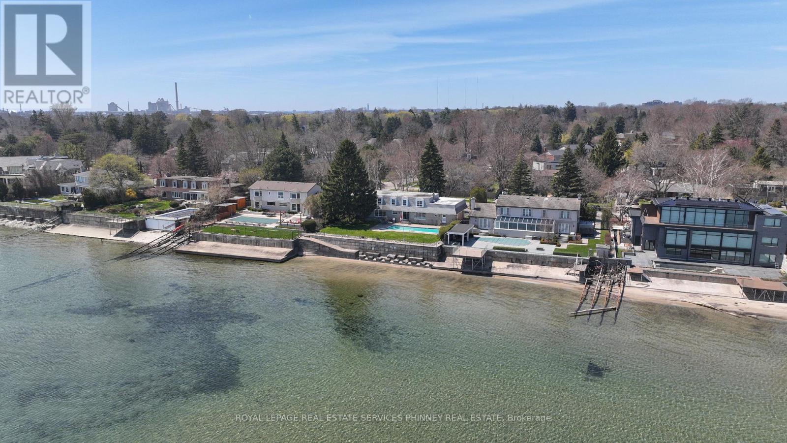 MLS® listing #29323551 for sale located at 1460 WATERSEDGE ROAD