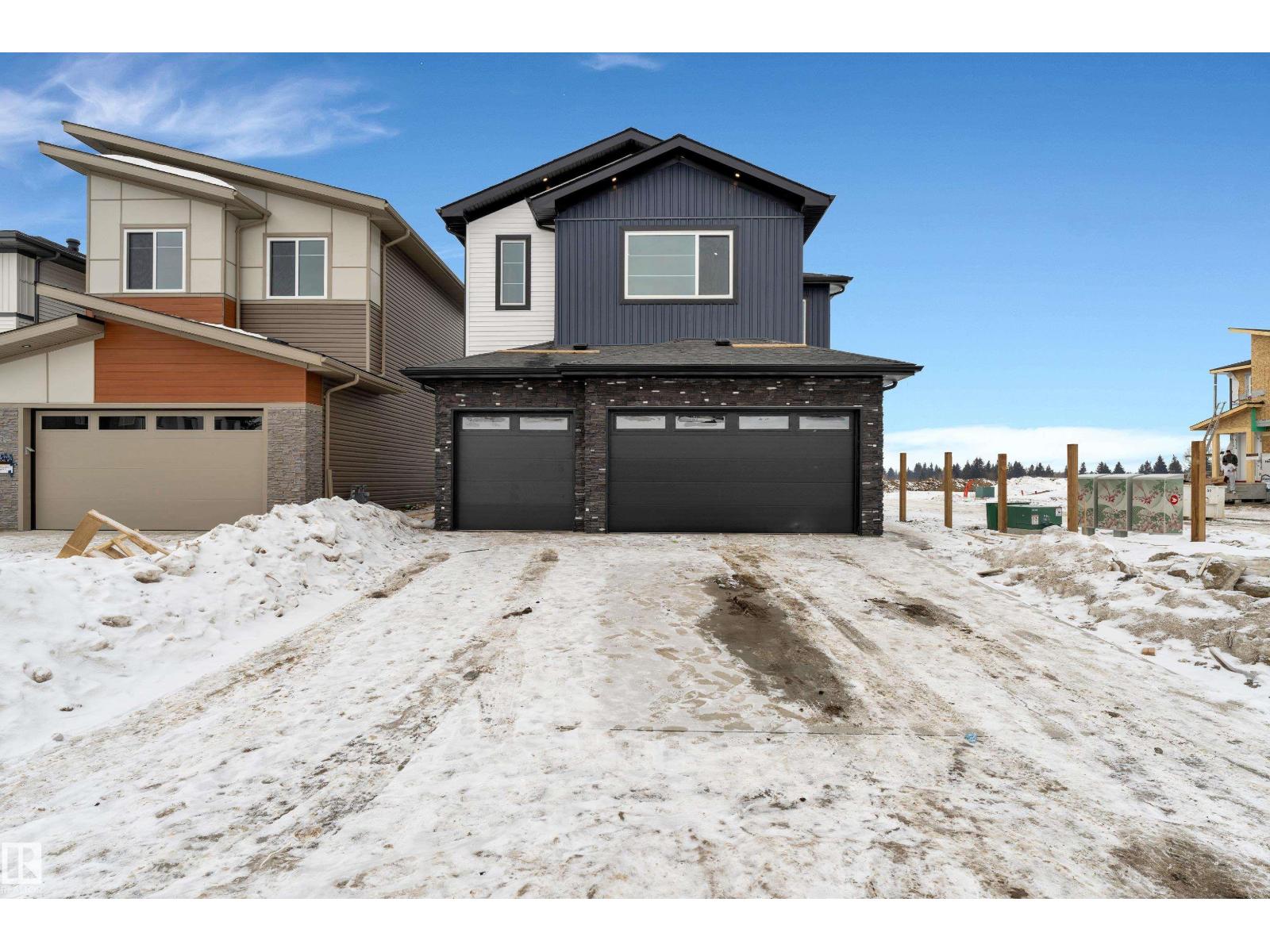 MLS® listing #29324395 for sale located at 40 GRAYSON GR