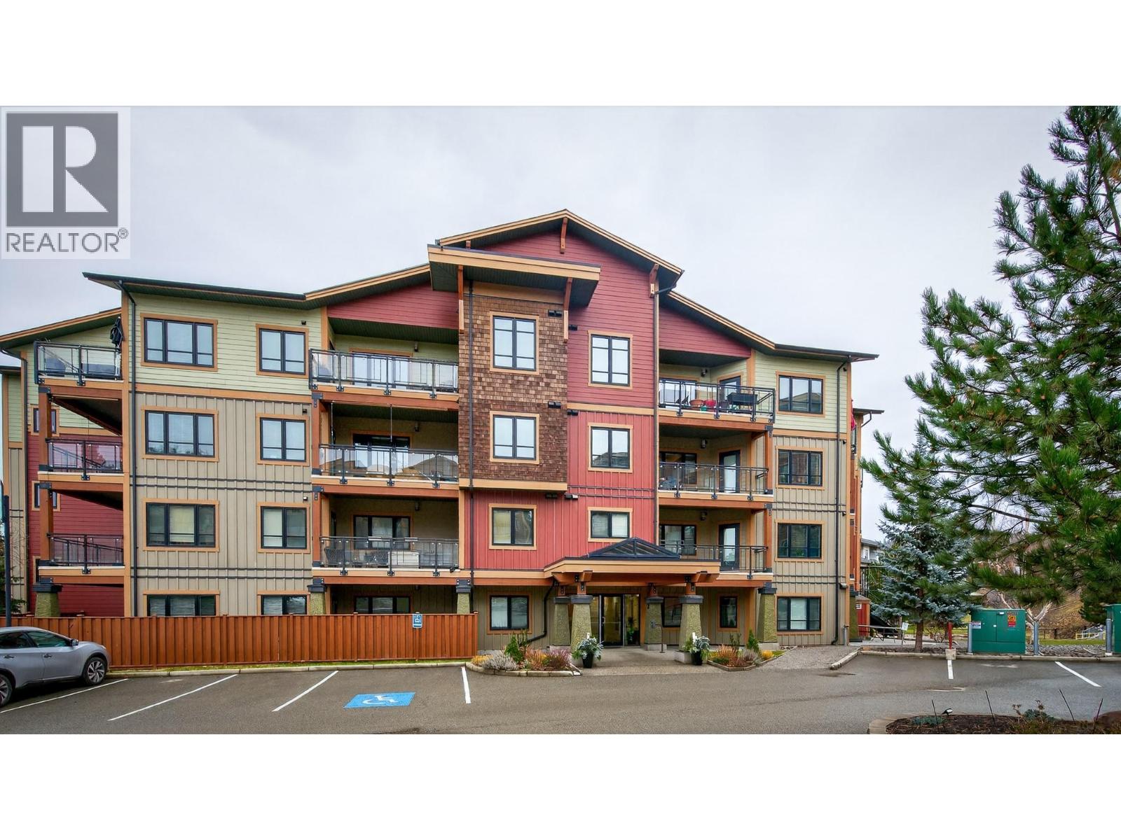 MLS® listing #29324541 for sale located at 1405 SPRINGHILL Drive Unit# 1201